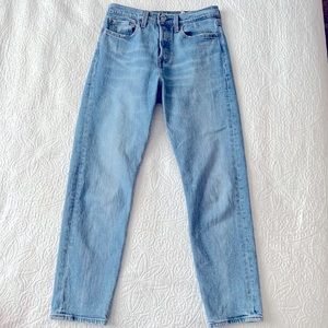 Levi's Wedgie Icon Fit High Waste Ankle Jeans